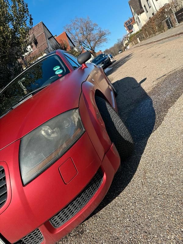 Gebraucht Audi TT 179 PS (131 kW) 2000 Rot Coupé