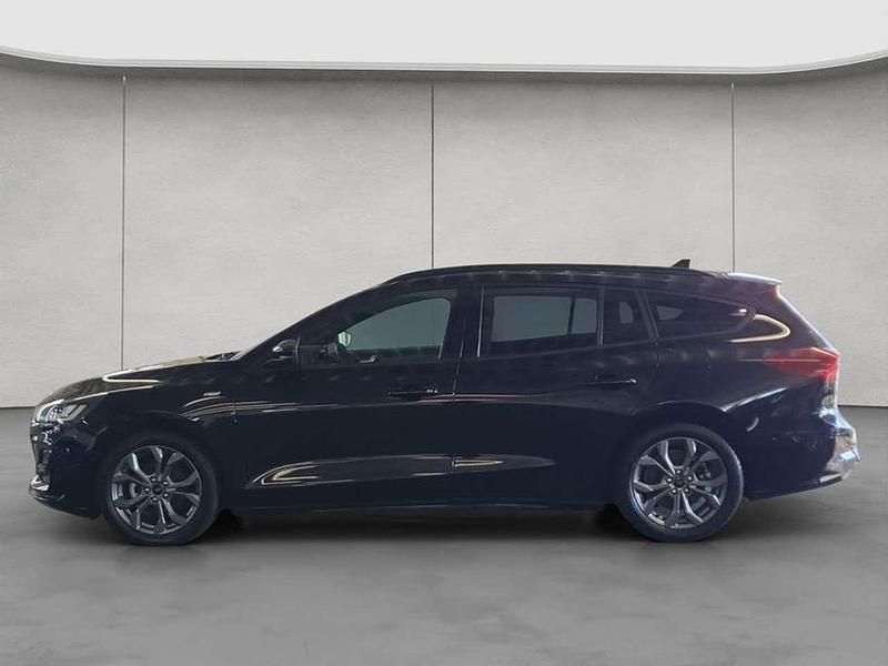 Gebraucht Ford Focus ST-Line X 155 PS (114 kW) 2024 Agate black metallic Kombi
