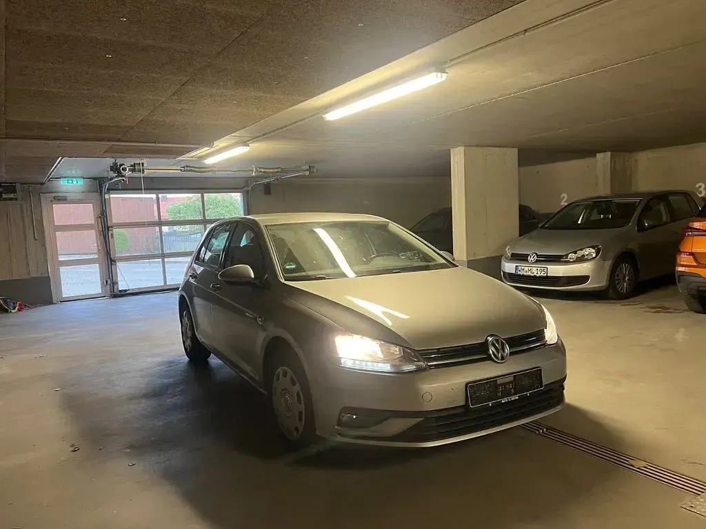 Gebraucht VW Golf VII 150 PS (110 kW) 2017 Grau Limousine