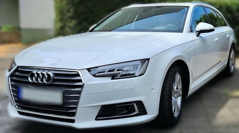 Gebraucht Audi A4 Design 150 PS (110 kW) 2017 Weiß Kombi