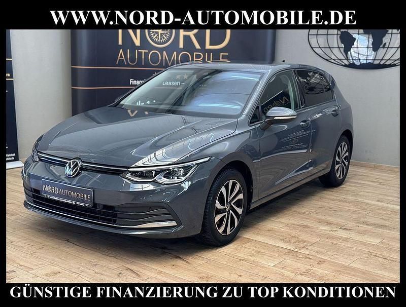 Gebraucht VW Golf VIII Active 150 PS (110 kW) 2023 Delfingrau metallic (metallic) Limousine