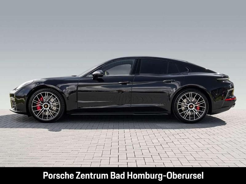 Neu Porsche Panamera GTS 500 PS (367 kW) 2026 Schwarz Kleinwagen