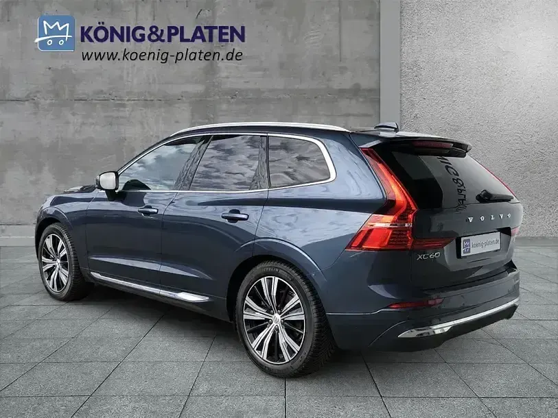 Second-hand Volvo XC60 Ultimate 2022 Albastru SUV