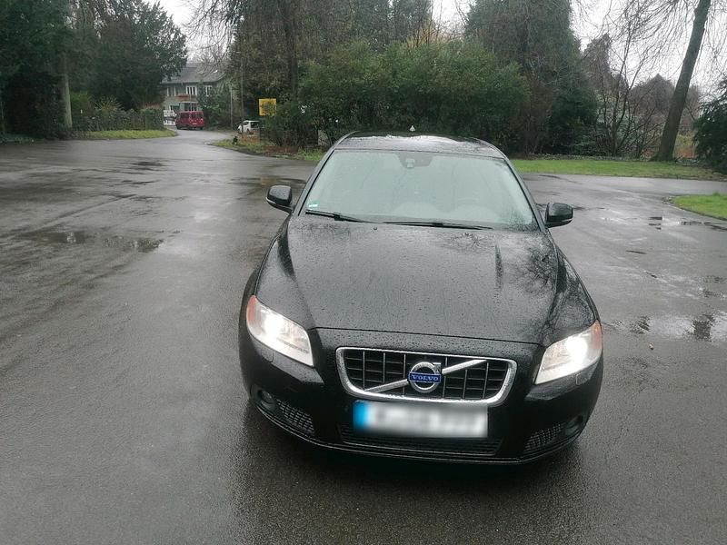 Gebraucht Volvo V70 165 PS (121 kW) 2012 Schwarz Kombi