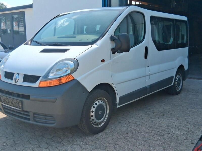 Weiß Gebraucht 2005 Renault Trafic Van | 2.999 € (Superpreis) - Bild 1/4