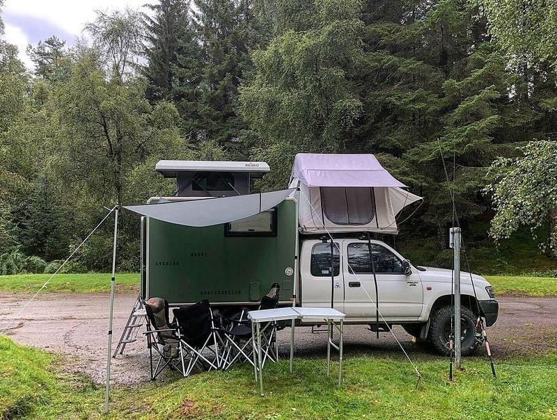 Gebraucht Toyota HiLux 122 PS (89 kW) 2003 Weiß Pickup