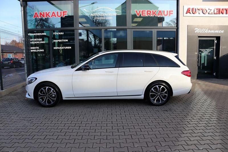 Gebraucht Mercedes C200 184 PS (135 kW) 2018 Weiß Kombi