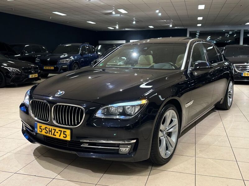 Gebraucht BMW 730L 258 PS (189 kW) 2013 Schwarz Limousine