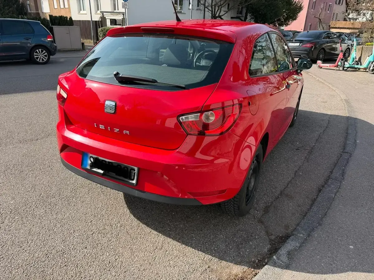 Gebraucht Seat Ibiza 69 PS (50 kW) 2013 Rot Kleinwagen