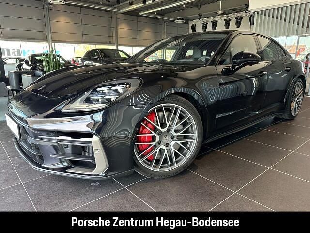 Tiefschwarzmetallic Gebraucht 2024 Porsche Panamera Turbo E-Hybrid Limousine | 199.900 € (Fairer Preis) - Bild 1/2