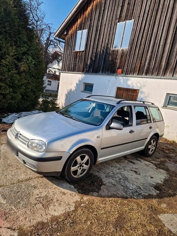 Gebraucht VW Golf IV 101 PS (74 kW) 2001 Silber Kombi
