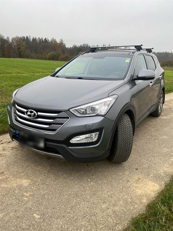 Grau Gebraucht 2015 Hyundai Santa Fe SUV | 11.250 € (Guter Preis) - Bild 1/4