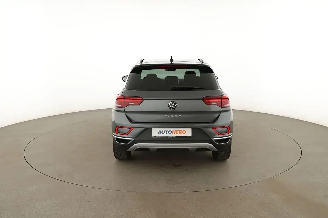 Gebraucht VW T-Roc Style 150 PS (110 kW) 2024 Grau SUV