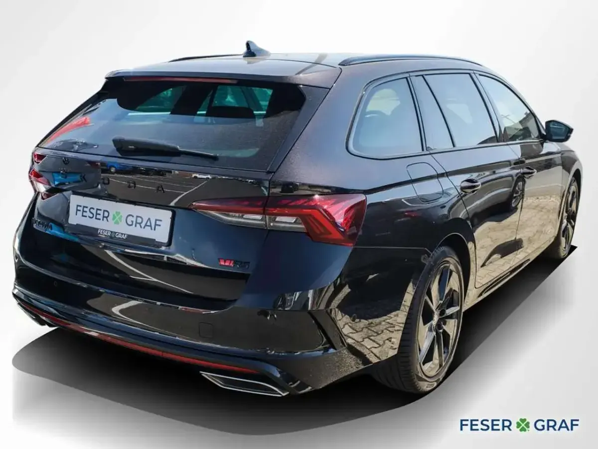 Gebraucht Skoda Octavia RS 200 PS (147 kW) 2024 Blackmagic perleffekt Kombi