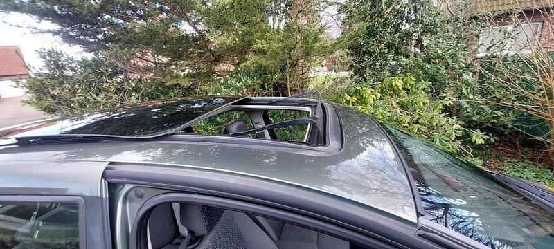 Gebraucht Renault Modus 75 PS (55 kW) 2004 Grün Van / Kleinbus