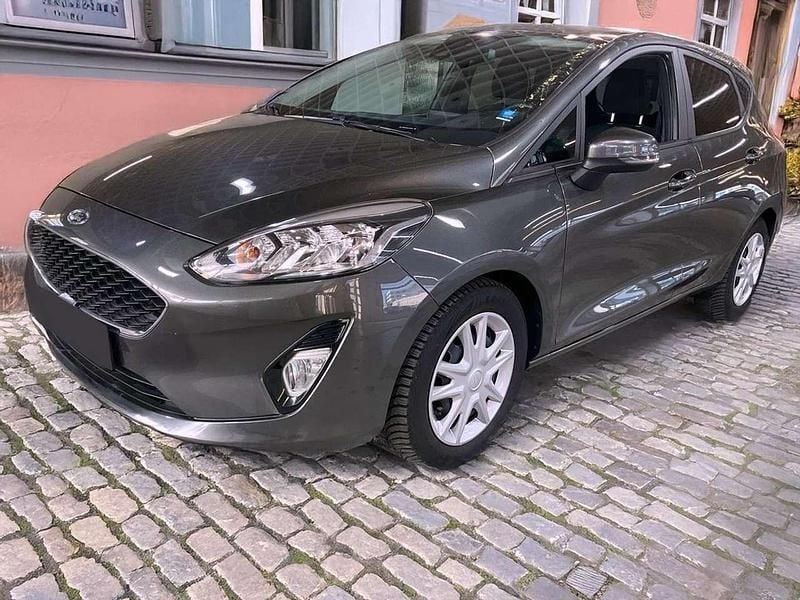 Grau Gebraucht 2018 Ford Fiesta Cool & Connect Kleinwagen | 8.000 € (Superpreis) - Bild 1/4