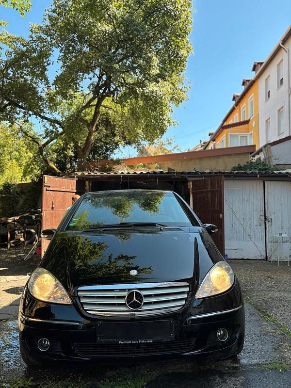 Schwarz Gebraucht 2004 Mercedes A200 Limousine | 1.300 € (Guter Preis) - Bild 1/4