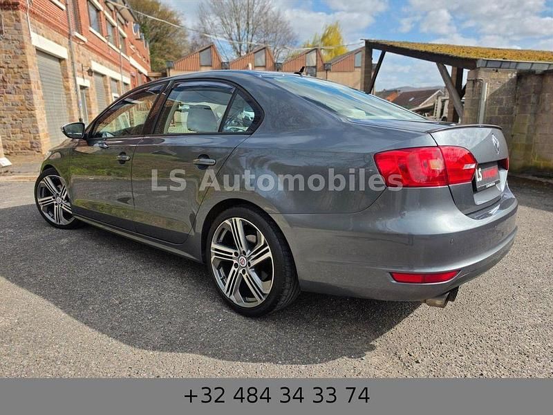 Usata VW Jetta 122 CV (89 kW) 2012 Grigio Berlina