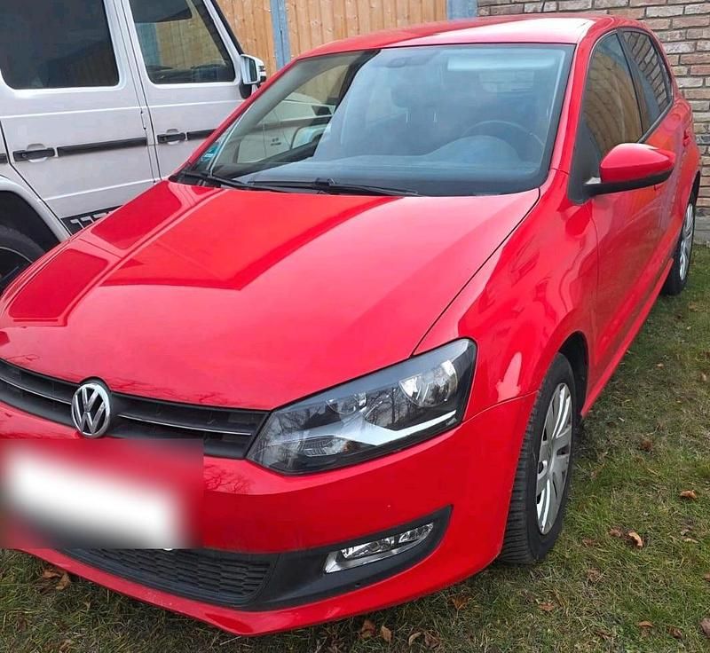Rot Gebraucht 2011 VW Polo Team Kleinwagen | 4.900 € (Superpreis) - Bild 1/4