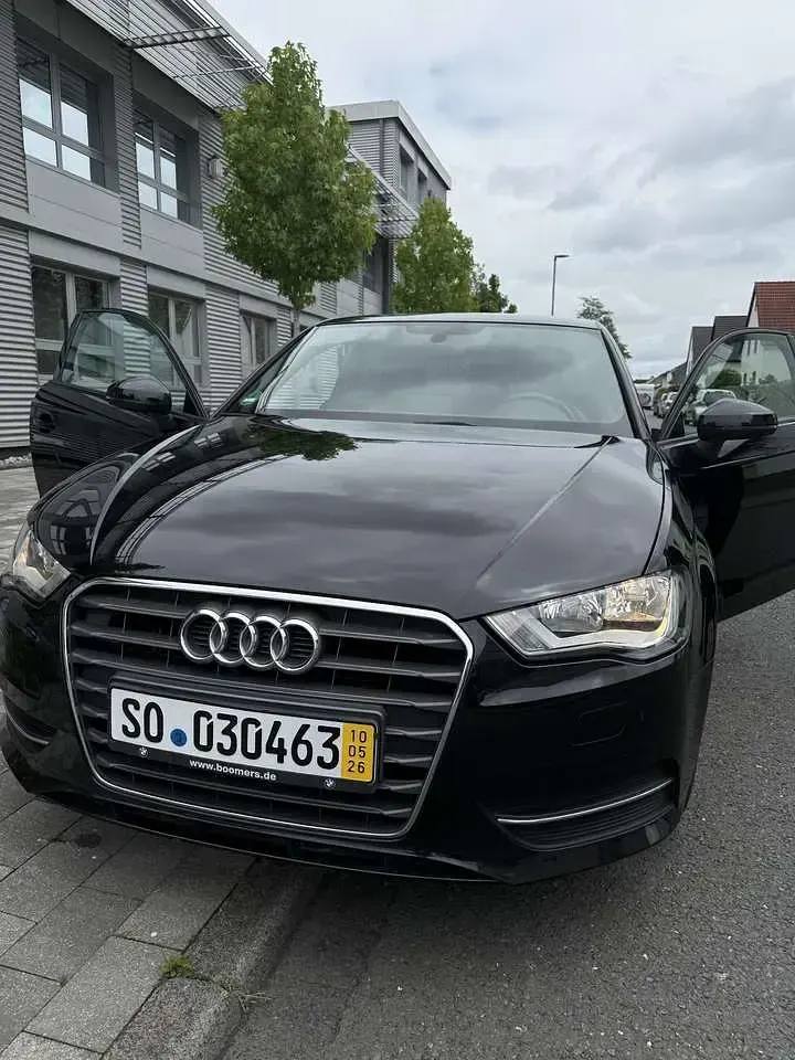 Gebraucht Audi A3 Attraction 125 PS (91 kW) 2016 Limousine