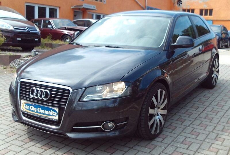 Grau Gebraucht 2009 Audi A3 Ambition Limousine | 3.499 € (Guter Preis) - Bild 1/4