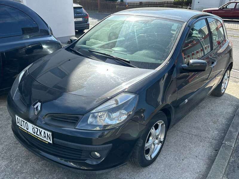 Schwarz Gebraucht 2006 Renault Clio II Expression Limousine | 2.699 € (Etwas zu teuer) - Bild 1/4