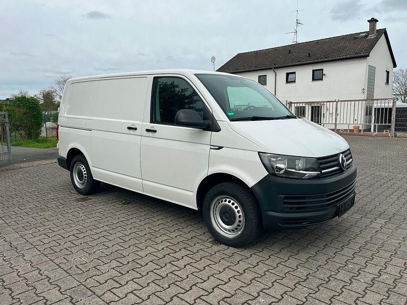Second-hand VW Transporter 102 CP (75 kW) 2019 Alb Van