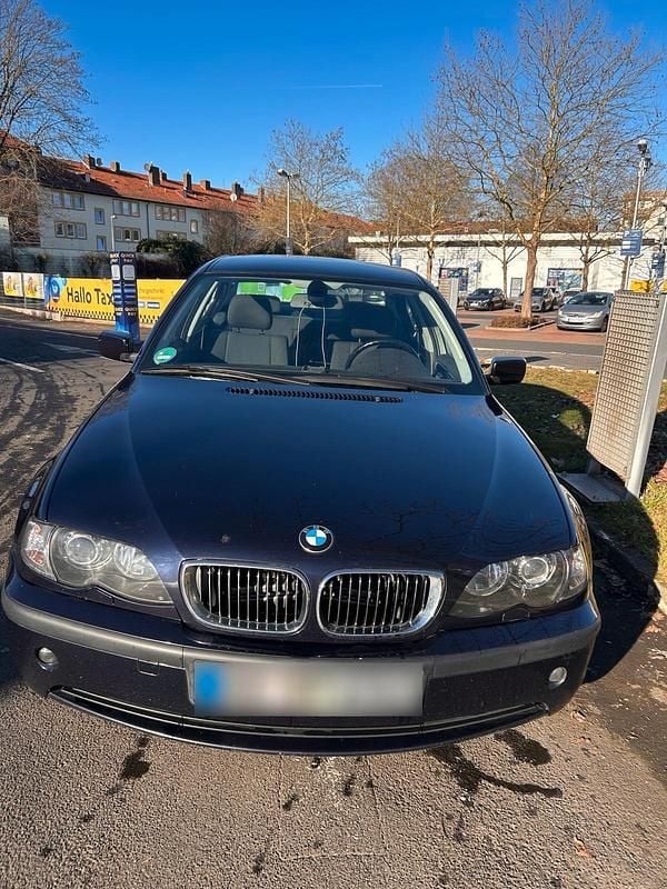 Gebraucht BMW 320 170 PS (125 kW) 2004 Blau Limousine