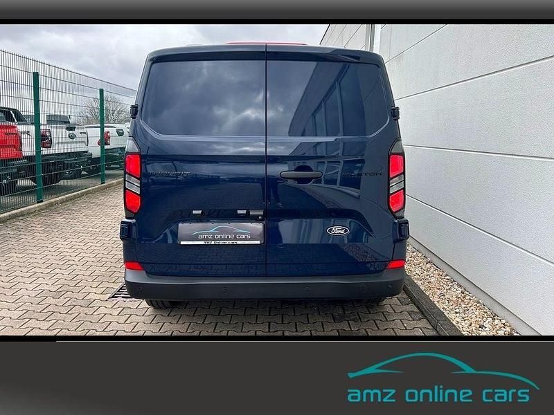 Neu Ford Transit Custom Trend 110 PS (80 kW) 2025 Blau Limousine