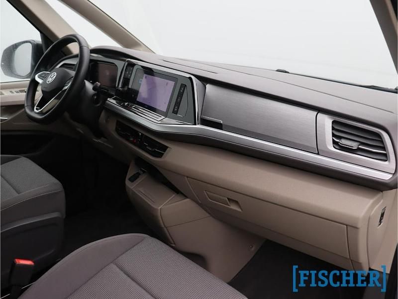 Gebraucht VW Multivan Life 177 PS (130 kW) 2025 Silber Van