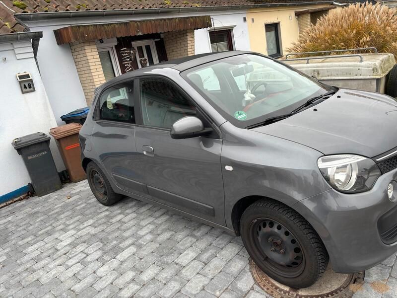 Grau Gebraucht 2016 Renault Twingo Kleinwagen | 6.200 € - Bild 1/4