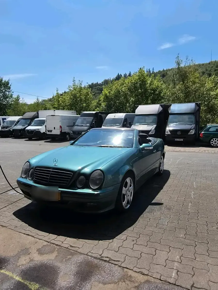Gebraucht Mercedes CLK230 193 PS (141 kW) 1999 Grün Cabrio