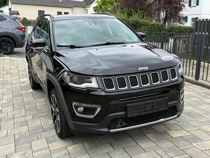 Schwarz Gebraucht 2020 Jeep Compass Limited SUV | 20.900 € (Guter Preis) - Bild 1/4