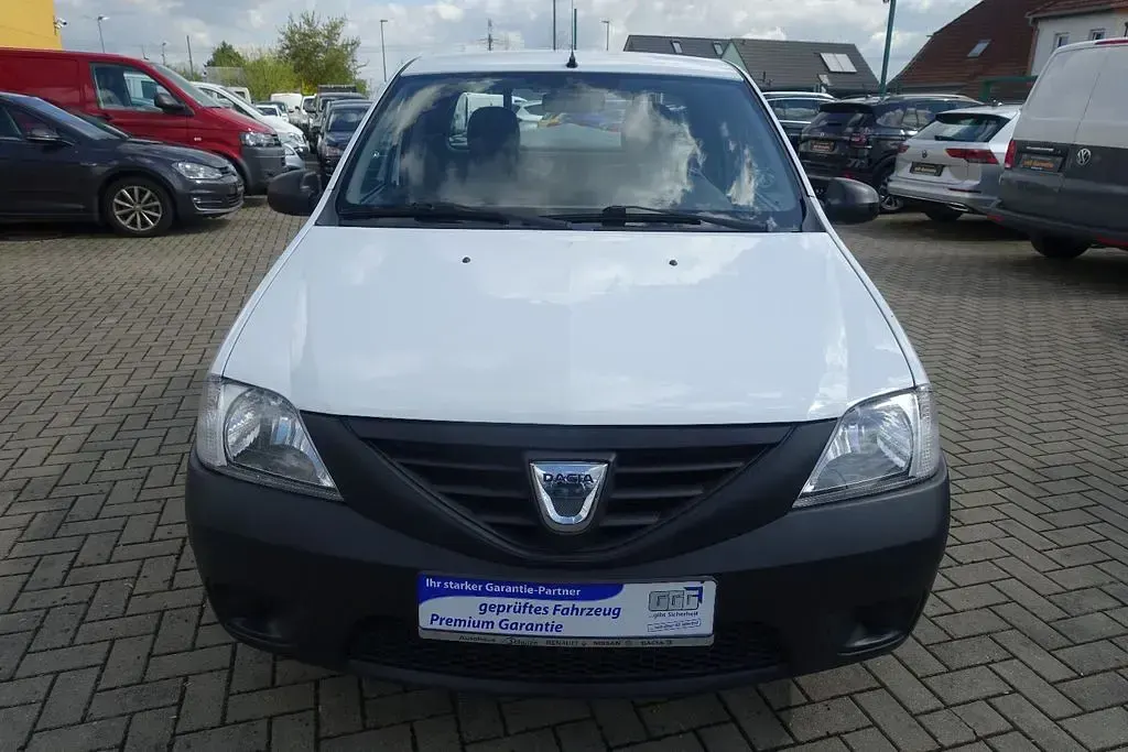 Gebraucht Dacia Pick up Ambiance 88 PS (64 kW) 2011 Gletscherweiss Pickup
