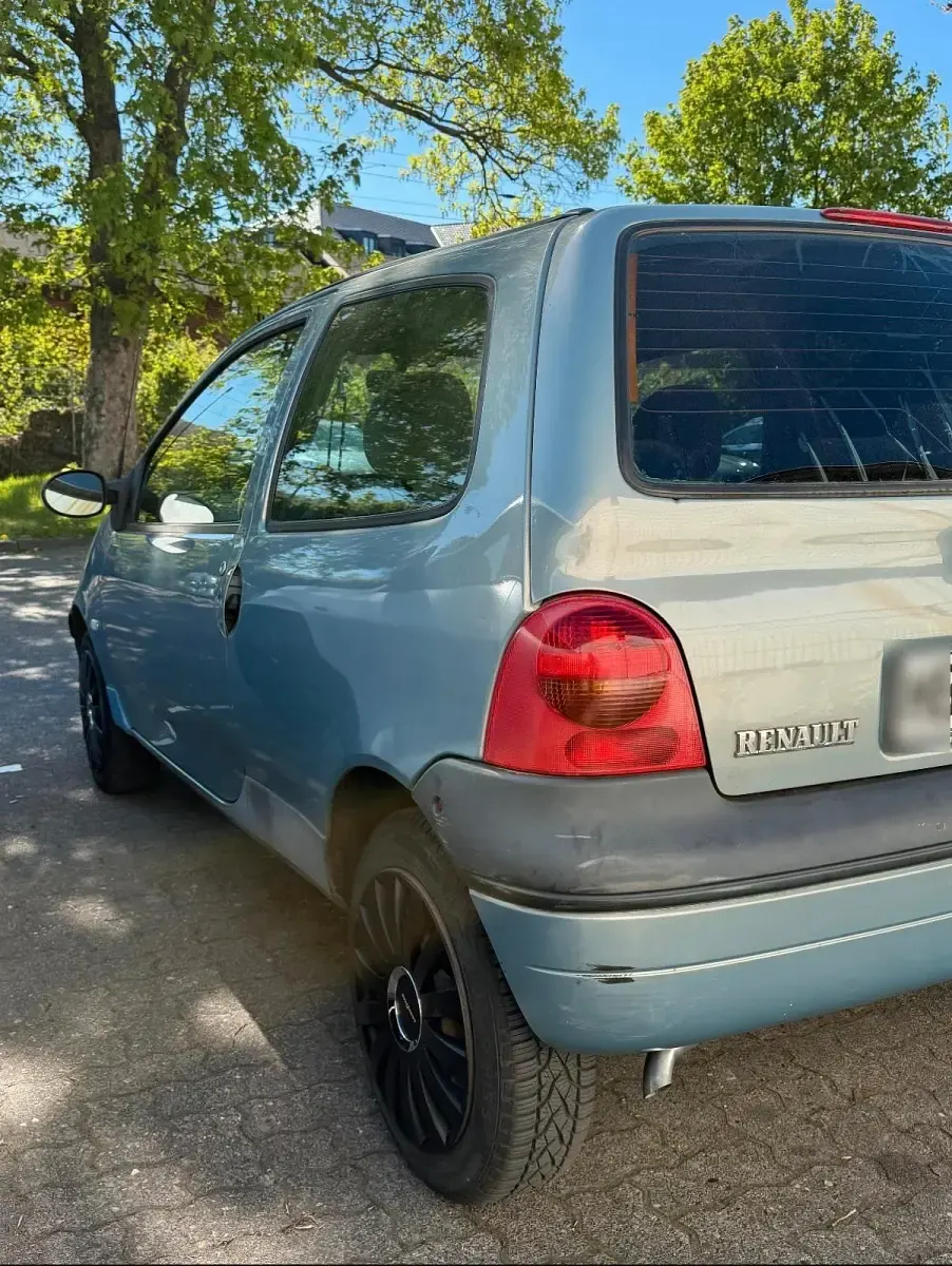 Second-hand Renault Twingo 58 CP (42 kW) 2003 Albastru Hatchback