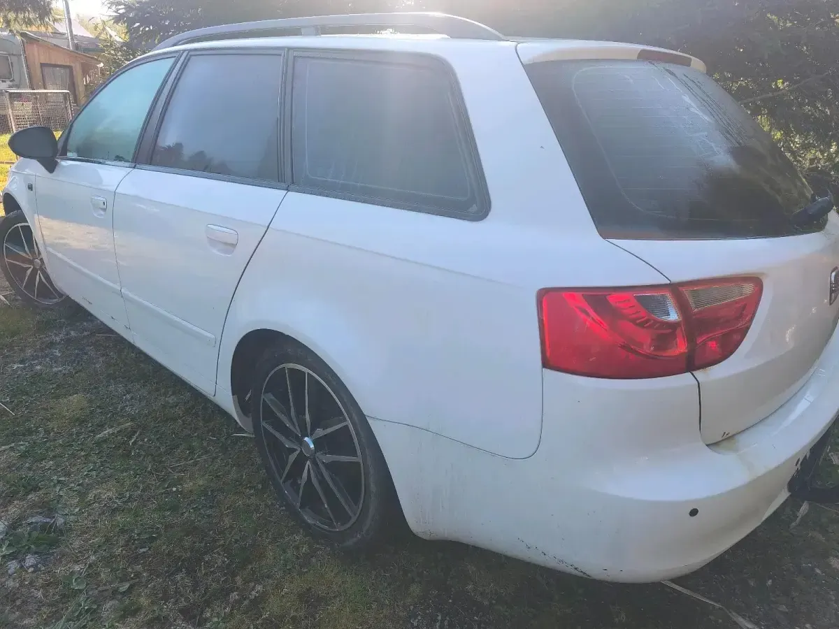 Gebraucht Seat Exeo 120 PS (88 kW) 2012 Weiß Kombi