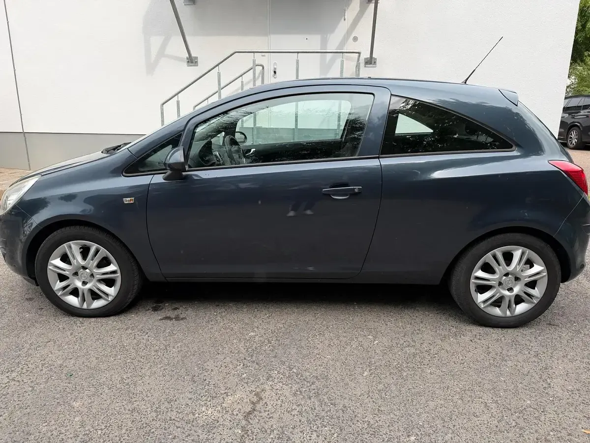 Gebraucht Opel Corsa 80 PS (58 kW) 2008 Blau Kleinwagen