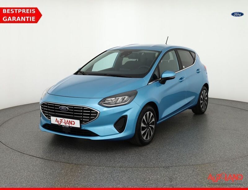 Blau Gebraucht 2022 Ford Fiesta Titanium Kleinwagen | 18.950 € (Fairer Preis) - Bild 1/4
