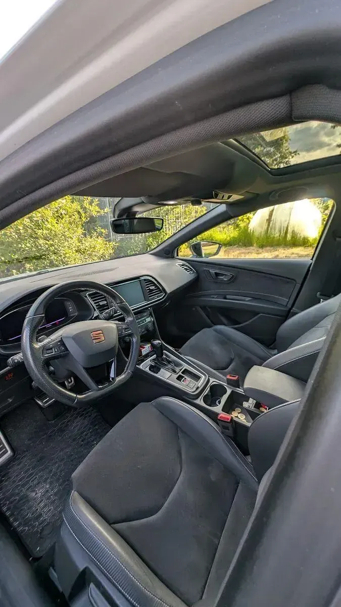 Gebraucht Seat Leon 4Drive 300 PS (220 kW) 2019 Weiß Limousine