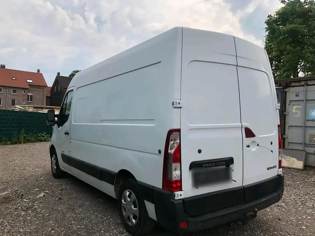 Gebraucht Renault Master 125 PS (91 kW) 2013 Weiß Limousine