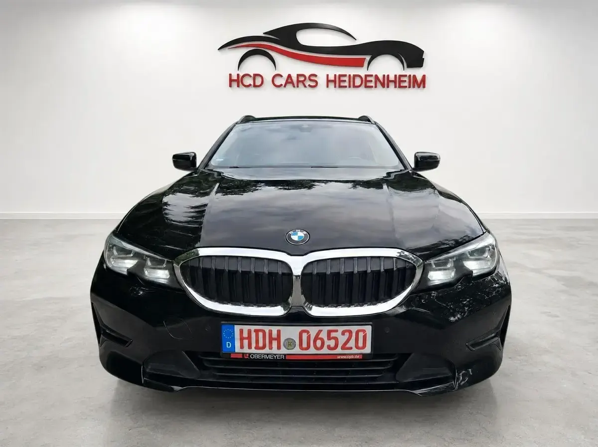 Gebraucht BMW 318 Advantage 150 PS (110 kW) 2020 Schwarz Kombi