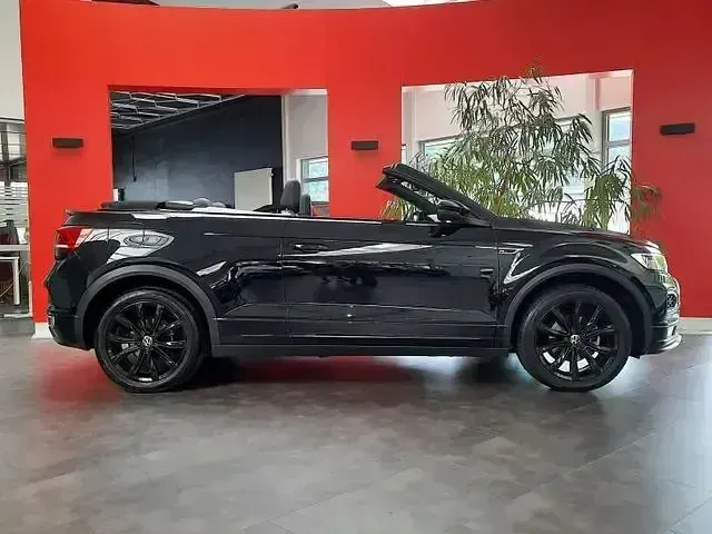 Gebraucht VW T-Roc Cabriolet R-line 150 PS (110 kW) 2021 Deep black perleffekt Cabrio