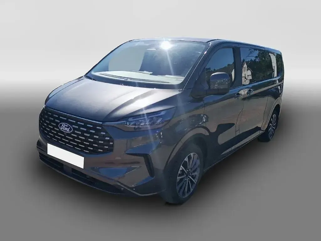 Gebraucht Ford Tourneo Titanium 170 PS (125 kW) 2026 Van / Kleinbus