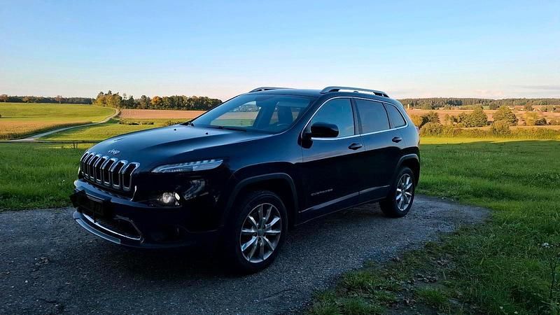 Blau Gebraucht 2014 Jeep Cherokee Limited SUV | 14.000 € (Etwas zu teuer) - Bild 1/4