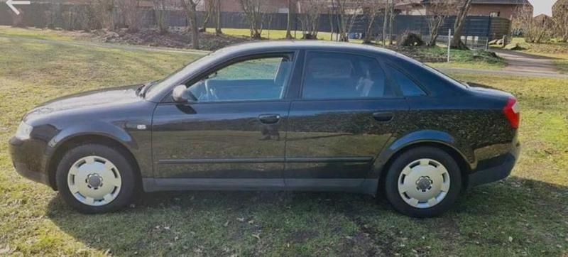 Gebraucht Audi A4 Comfort 102 PS (75 kW) 2002 Schwarz Limousine