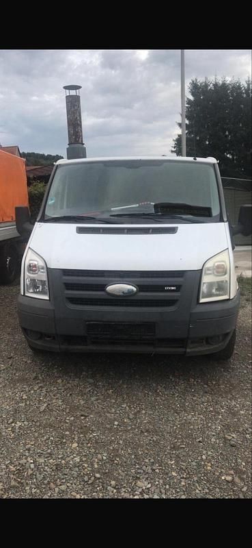 Weiß Gebraucht 2008 Ford Transit Van / Kleinbus | 3.150 € (Etwas zu teuer) - Bild 1/4