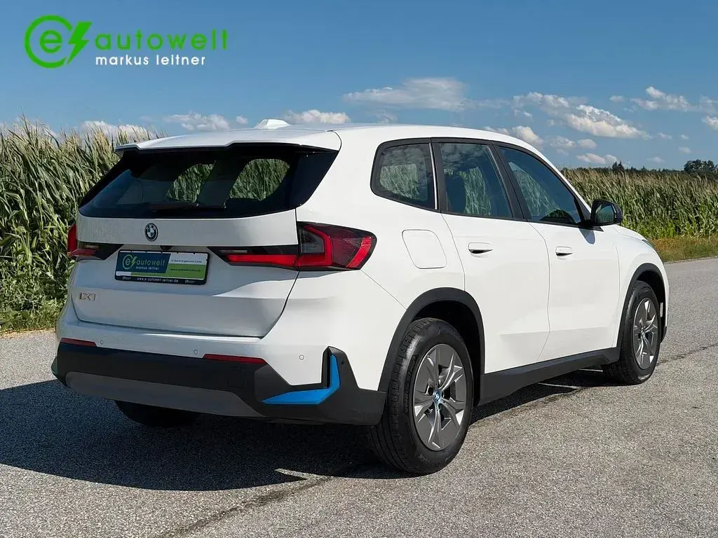 Gebraucht BMW iX1 Performance 230 kW (313 PS) 2023 Alpinweiss iii SUV