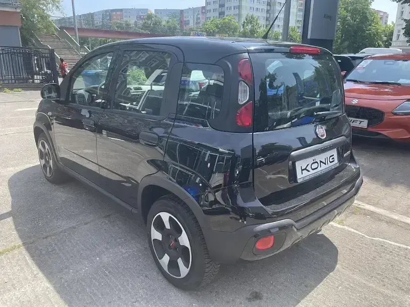 Gebraucht Fiat Panda Cross Cross 69 PS (50 kW) 2023 Schwarz Kleinwagen