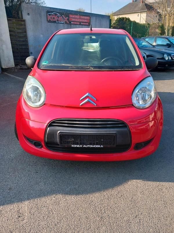 Gebraucht Citroën C1 70 PS (51 kW) 2008 Rot Kleinwagen