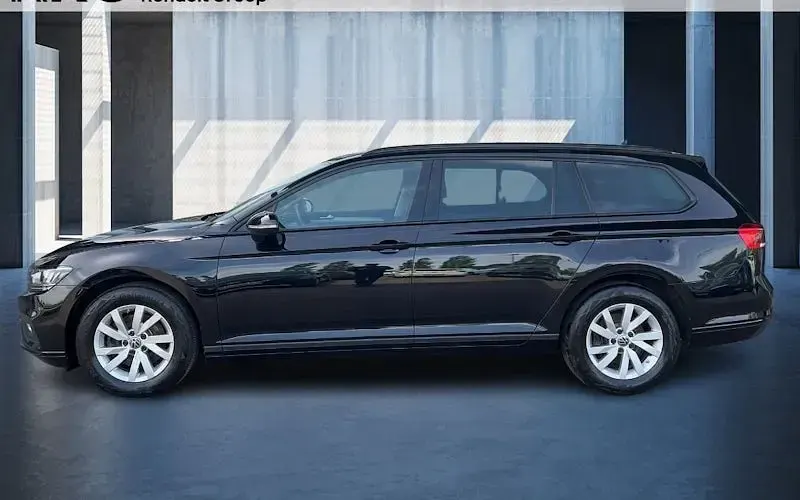 Gebraucht VW Passat 150 PS (110 kW) 2024 Deep black perleffekt Kombi